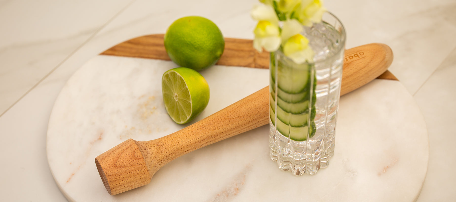 Muddlers A Bar Above